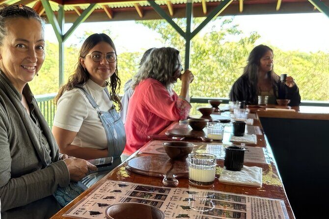 10 Bar Hawaiian Craft Chocolate Tasting Experience - Should you book the 10 Bar Hawaiian Craft Chocolate Tasting?