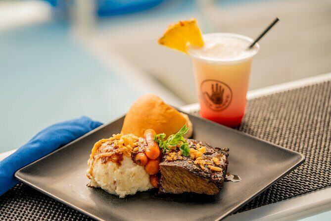 Big Island Historical Dinner Cruise to Kealakekua Bay - Who this cruise fits best on your Big Island itinerary
