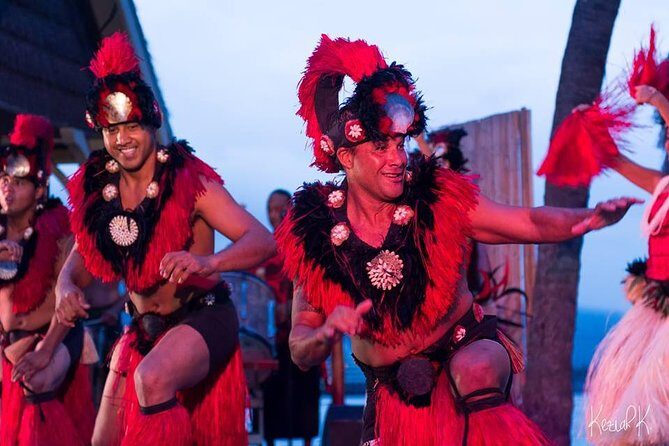 Big Island: Island Breeze Luau - King Kamehameha Ceremony and the Royal Order