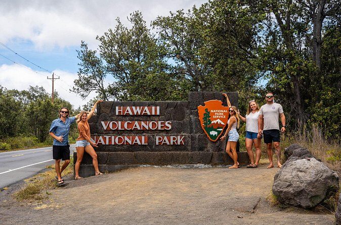 Big Island Private Tour Waipio Valley Volcanoes Waterfalls - Hawaii Volcanoes National Park: where you see active forces in context