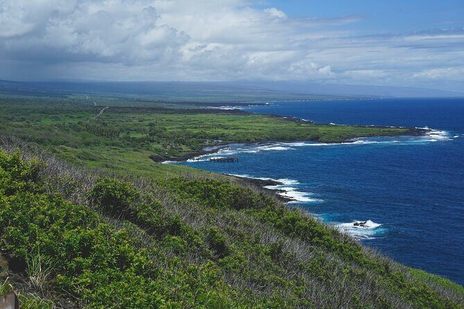 Big Island: Volcano, Waterfalls & Coffee Group Tour - Rainbow Falls: quick access to an 80-foot curtain