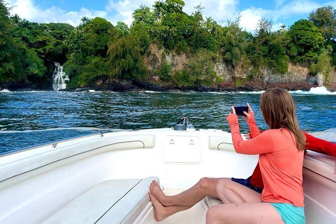 Cliff's of Hawai'i Onomea Waterfall Cruise - Dolphins Near the Boat: Why This Short Cruise Often Feels Like Longer