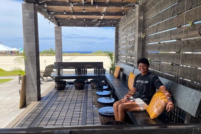 Deep Ocean Water Foot Soak in Kailua Kona - Deep-ocean water at Kona Salt Farm: what it feels like