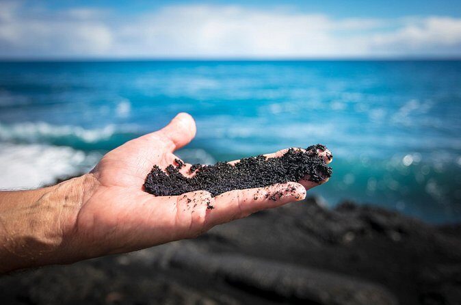 Elite Volcano Hike From Hilo - Food and Drinks at Volcano Winery: Building the Day Around Real Fuel