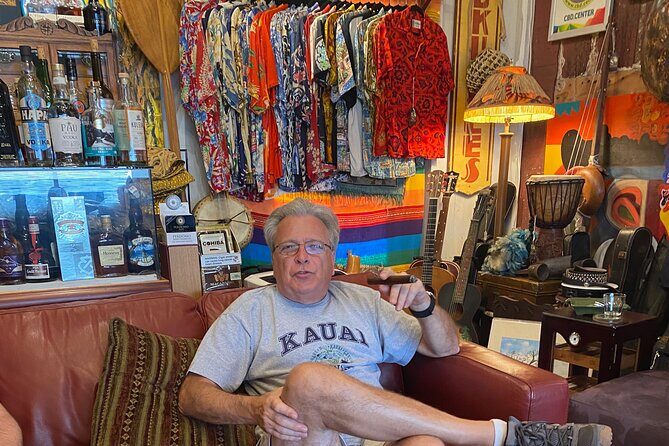 Enjoy Sunset with a Fine Cigar in Hawi - Richard’s cigar lounge: cigars and local spirit pairings, without the fuss