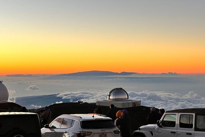 From Big Island Hilo - Enchanting Mauna Kea & Waterfalls Tour - Mauna Kea summit drive: cloud line views and telescope passes