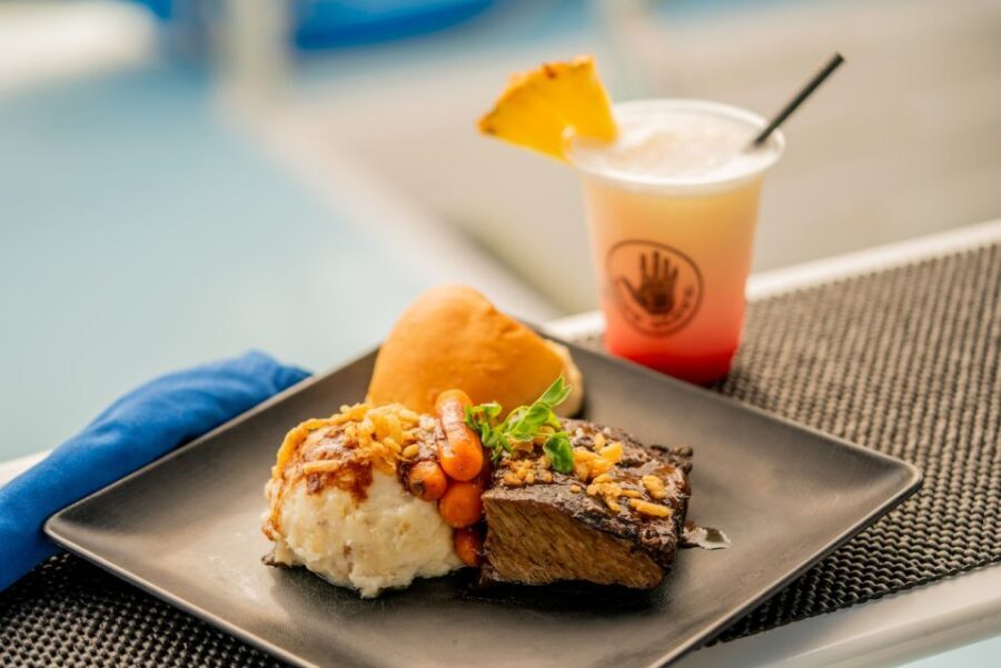 From Hawaii: Historical Dinner Cruise Tour to Kealakekua Bay - The dinner menu: what you’ll actually be served