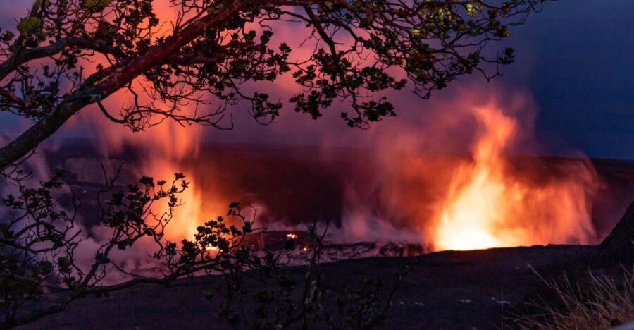 Hawaii: All-Inclusive Volcanoes and Waterfalls Private Tour - Thurston Lava Tube: 600 Feet of Volcanic Time Travel