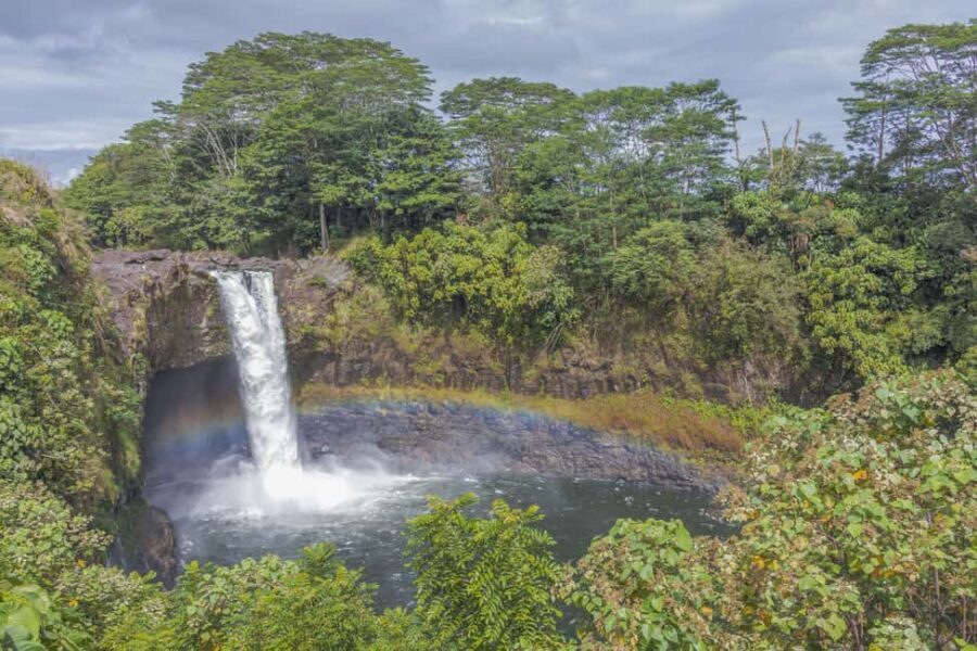 Hawaii: All-Inclusive Volcanoes and Waterfalls Private Tour - Pickup, Saddle Road Views, and Why Winter Changes the Mood