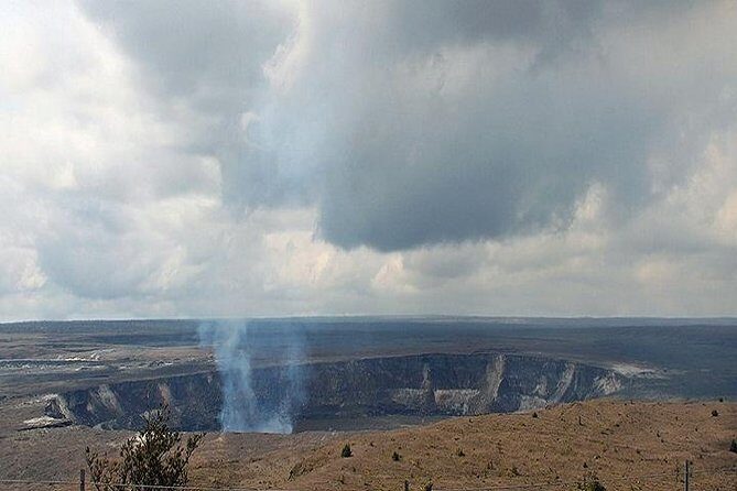 Hawaii Volcanoes National Park Experience from Kauai - Entering Hawaii Volcanoes National Park: where the facts start to feel real