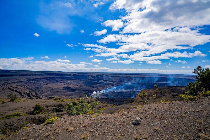 Hawaii Volcanoes National Park Self-Guided Driving Audio Tour - Entrance Station to Visitor Center: Start With the Park’s Story