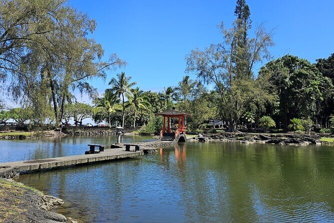 Hilo Big Island-Volcano Day tour & Hotel PU from Honolulu Oahu - Hilo Highlights: Farmers Market, Sea Turtles, Gardens, and Macadamias