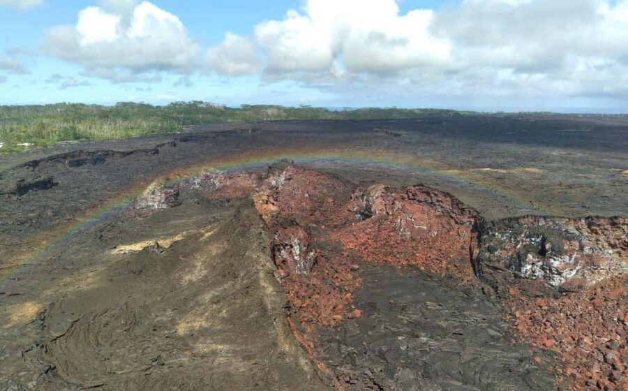 Hilo: Kilauea Fissure 8 Hiking, Volcanoes and Waterfalls - Hilo and Kīlauea in One Day (and Why That Mix Works)