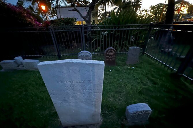 Kailua-Kona Haunted History Walking Ghost Tour - Mokuaikaua Church: early Christianity and miracles with weird timing