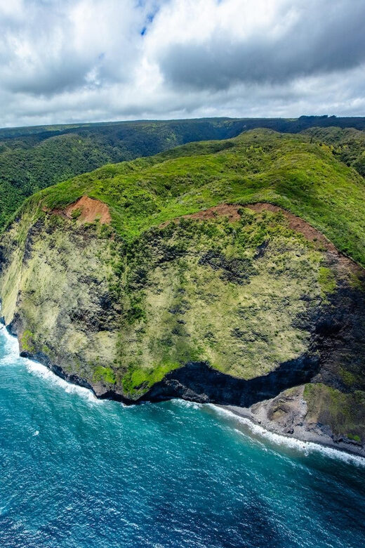 Kailua-Kona: Kohala, Volcanoes and Waterfall Helicopter Tour - Waterfalls and Valley Passes: Pololū, Waimanu, Waipio, and More