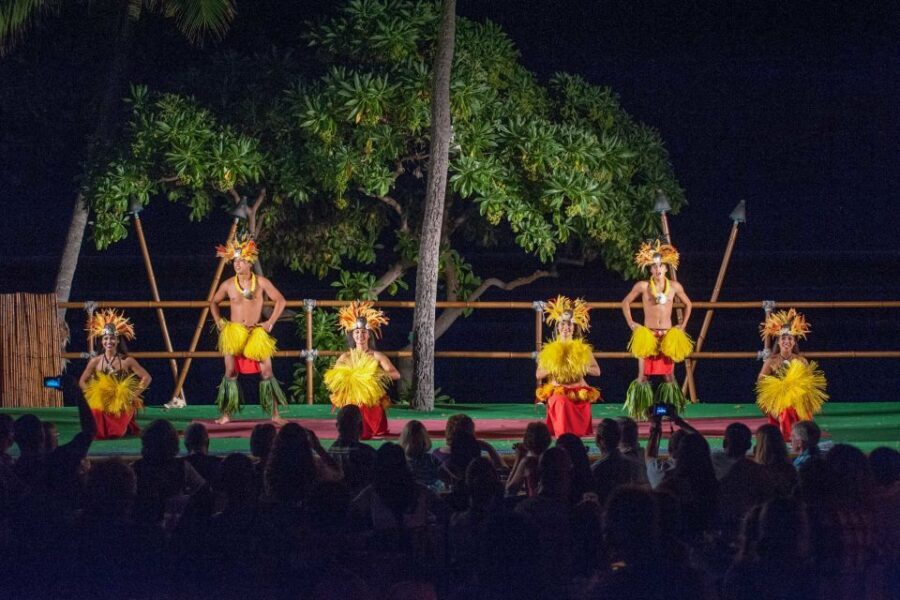 Kailua-Kona: Voyagers of the Pacific Luau with Buffet Dinner - Quick tips checklist before you go