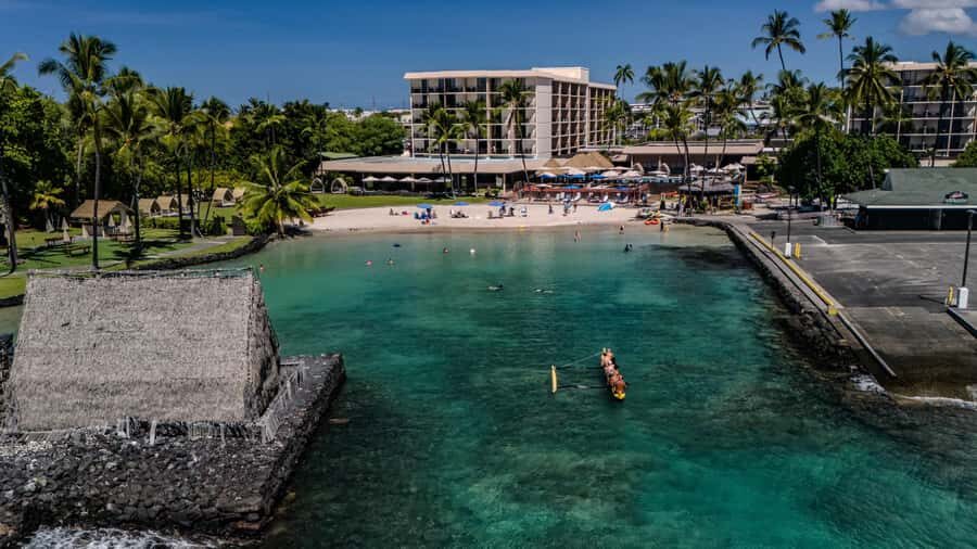 Kealakekua Bay: Outrigger Canoe Ride with Cultural Insights - Where You Paddle: Kamakahonu Bay, Kailua Bay Views, and Ahuʻena Heiau