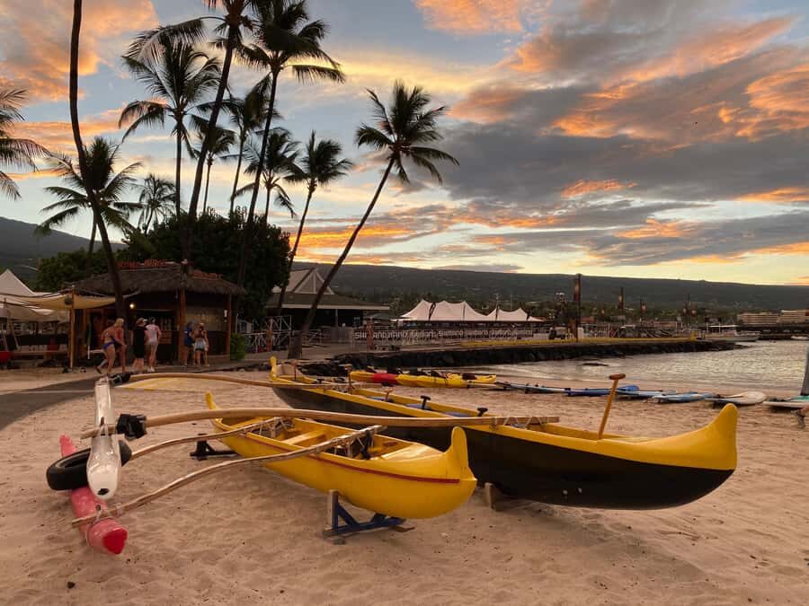 Kealakekua Bay: Outrigger Canoe Ride with Cultural Insights - What to Bring (and What to Wear) for a Wet, Sunny Ride