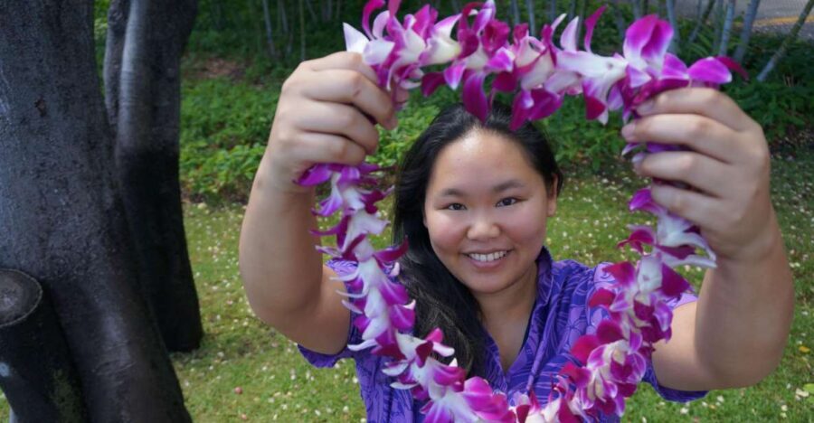 Kona Airport Custom Lei Greeting - Choose Your Lei - The Baggage Claim Meet-Up: Getting Found Fast
