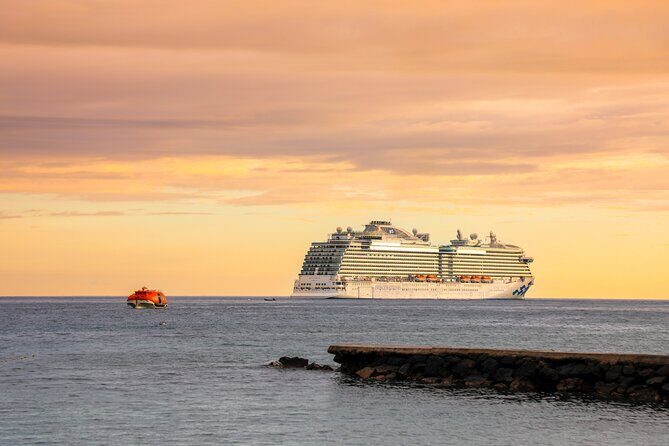 Kona Coast Tour, Lava Fields and Beautiful Beaches - Price, group size, and what $280 really covers