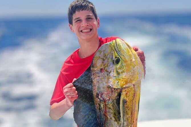 Kona Hawaii Deep Sea Fishing Escapade on the Bite Me 6 - Included tackle and ice: what you’re actually getting