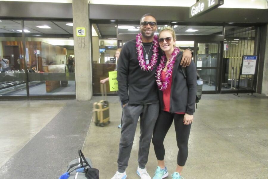 Kona Honeymoon Airport Lei Greeting - Why a Kona Lei Greeting Makes Your First Five Minutes Better