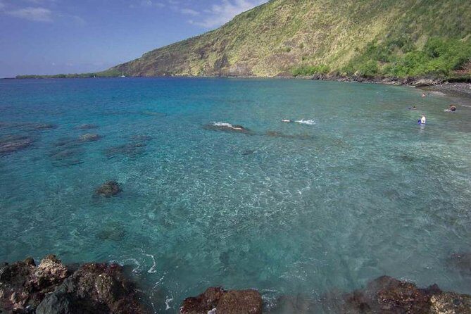 Kona Tour: Bee Farm, Kona Coffee, and National Historical Parks - Bay View Farm and Kona coffee: lunch plus the real work of roasting