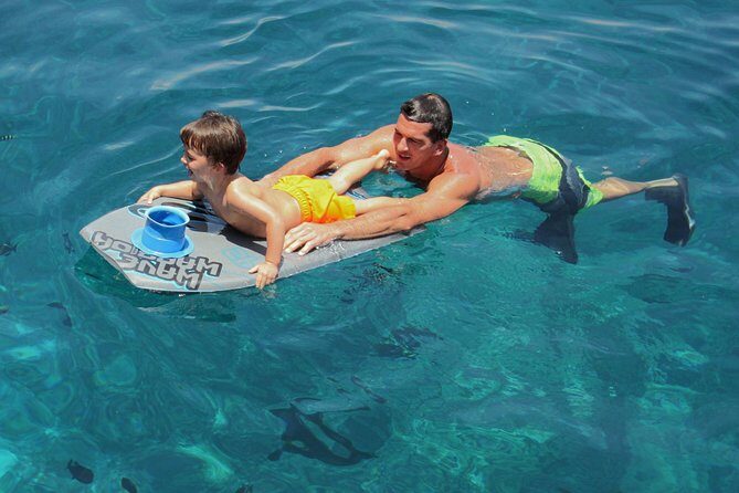 Kona’s Best Morning Snorkel: Captain Cook & Kealakekua Bay - Food onboard: plant-based breakfast and lunch that actually saves time