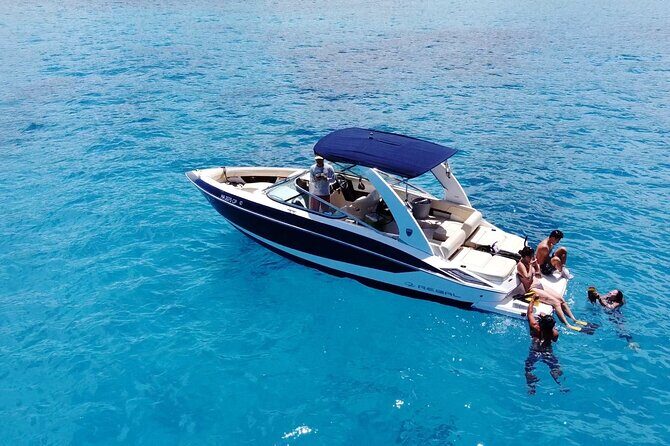 Luxury Private Boat Charter in Big Island Hawaii - Key things to know before you go