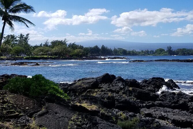 Majestic Waterfall Tour - Stop 1: Akaka Falls State Park (Akaka + Kahuna in one 25-minute hit)