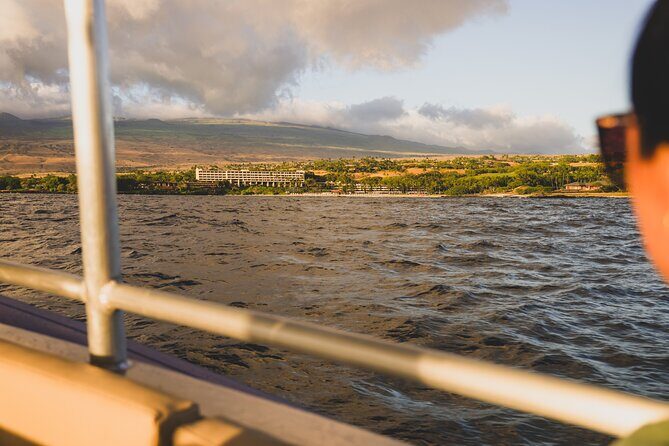 Mauna Kea Signature Sunset Coastline Cruise - Drinks, Snacks, Seating, and the Little Comfort Wins