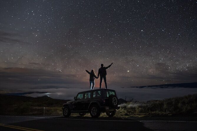 Mauna Kea Stargazing Experience + Photos - Cold-weather reality: jackets, layers, and staying comfortable at 30°F