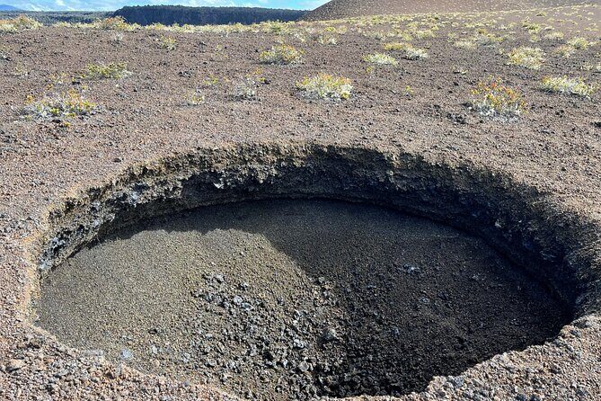 Meet in the park - Private Hawaii Volcanoes National Park Tour - Puhimau Crater and the Chain of Craters Road rhythm
