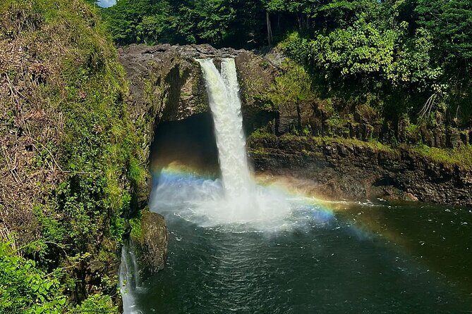 Private Big Island Tour: Coffee, Beaches, Volcanos, Waterfalls - Hawaii Volcanoes National Park: Kīlauea, Mauna Loa, lava-tube time