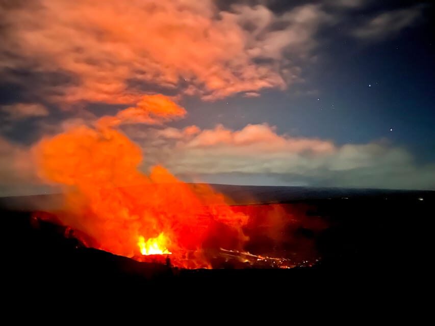 Private Big Island Tour:Coffee, Beaches,Volcanos & Waterfall - How a Wild Hawaii private tour actually gives you control