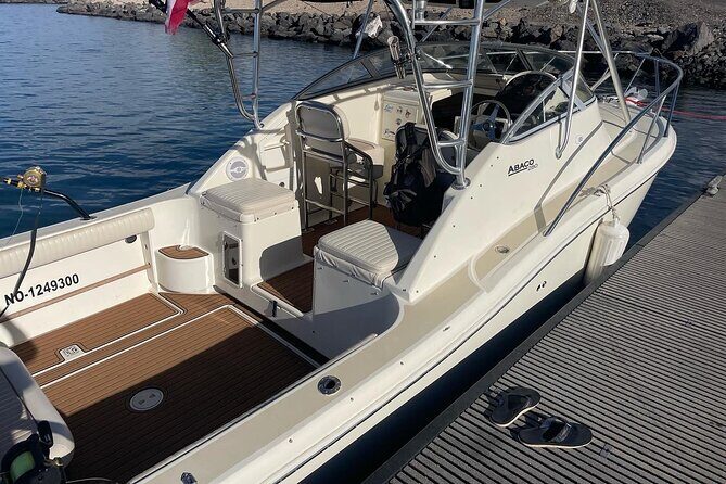 Private Custom Charter in Kawaihae - Why Kawaihae on the Big Island makes sense for a charter