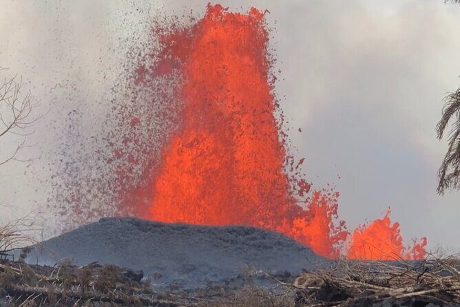 Private Electric Bike Tour with Lava Hike in Pāhoa - Fissure 8: why this specific stop is worth the effort