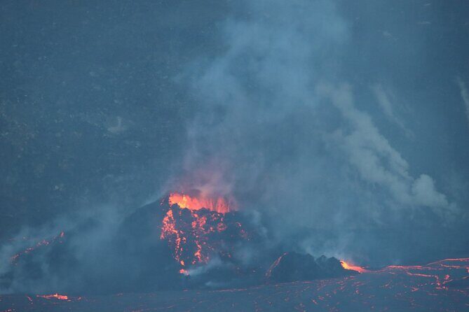 Private Shore Excursion Hilo Volcanoes National Park up to 10 PPL - Halema’uma’u Crater and the Park’s Climate Zones