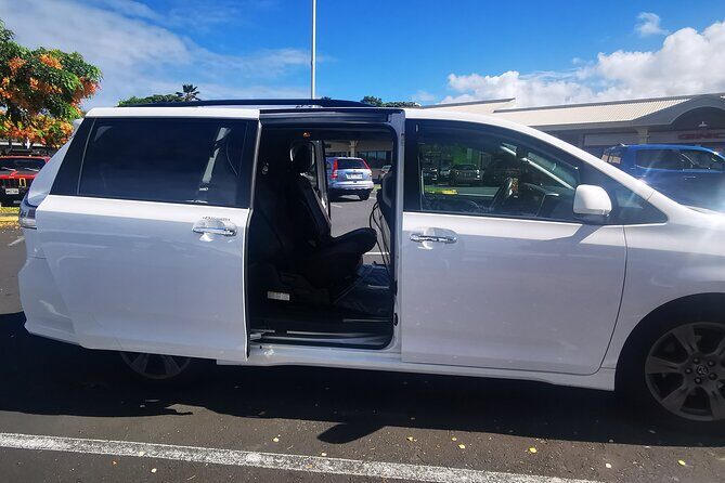Private Transfer From Kona International Airport to Hotels in Kailua-Kona - The Drive to Kailua-Kona Hotels: Comfort, Safety, and Useful Island Talk