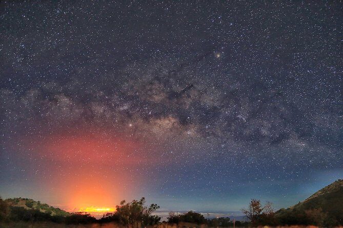 Small Group Big Island Twilight Volcano and Stargazing Tour - Food on This Tour: Picnic Lunch, Restaurant Dinner, and What to Expect