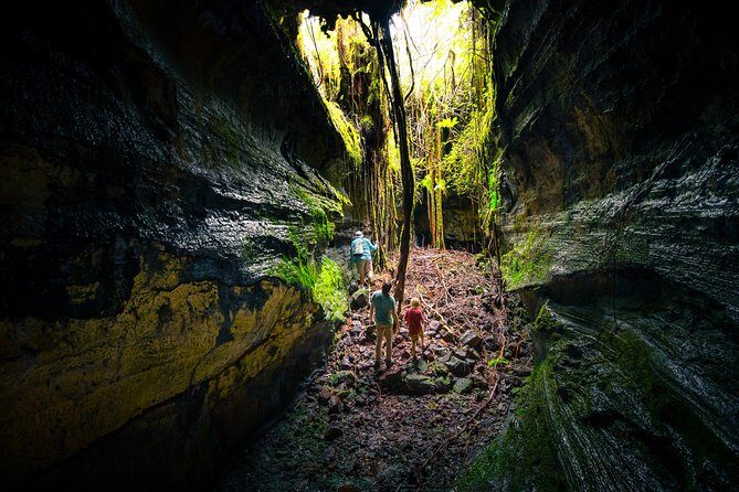 Volcano, Chocolate and Waterfalls of the Big Island - Rainbow Falls: The 15-Minute Scenic Reset